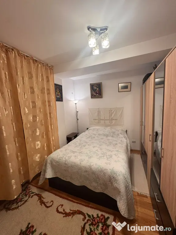 Apartament de închiriat