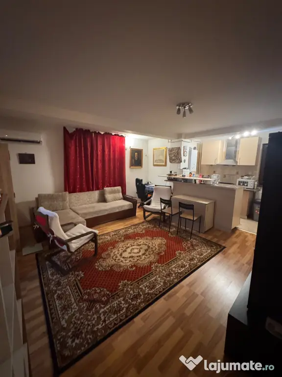 Apartament de închiriat