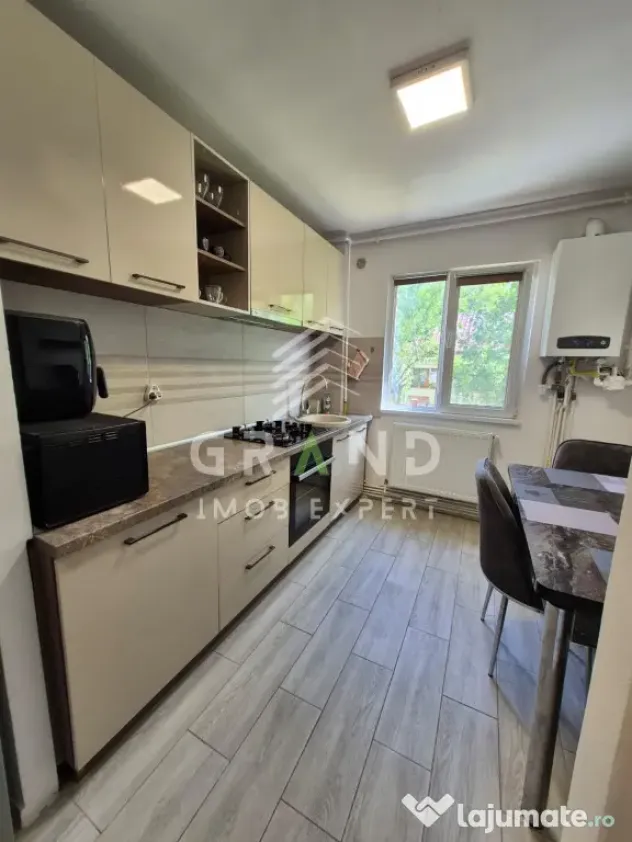 Apartament de vanzare 3 camere , 65 mp ,Manastur.