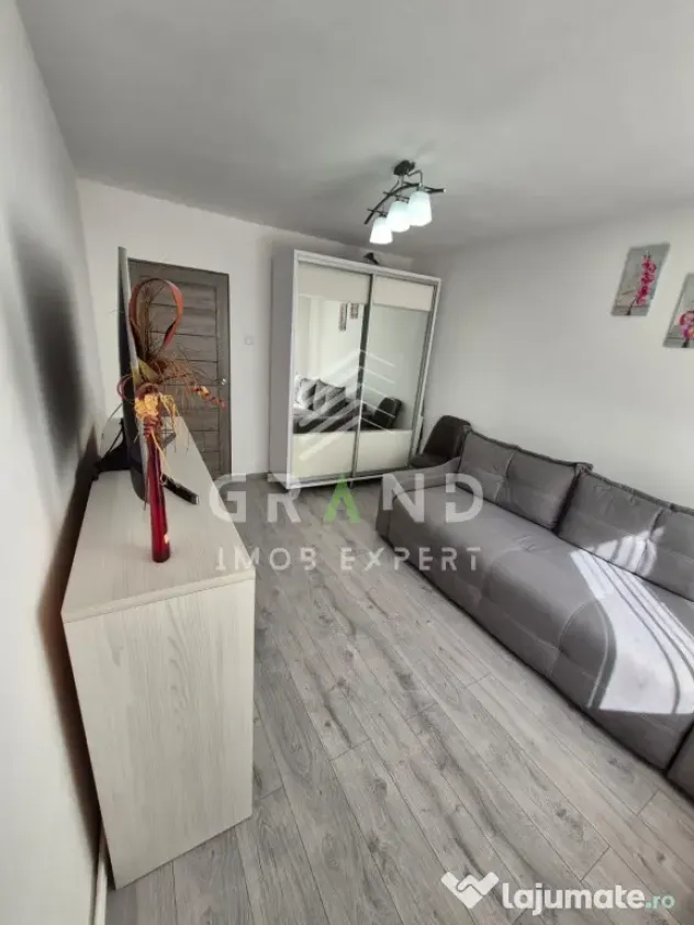 Apartament de vanzare 3 camere , 65 mp ,Manastur.