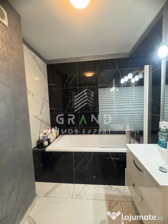 Apartament 2 camere de vanzare , zona Vivo, Floresti.
