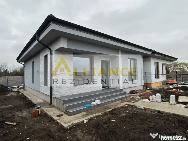 Casa parter | 73 mp utili | Incalzire in pardoseala | Com...