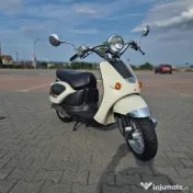 Scuter Aprilia Mojito 49cc – 2006 – 10.663 km
