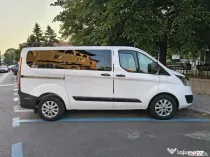 Ford Transit Custom 9 locuri