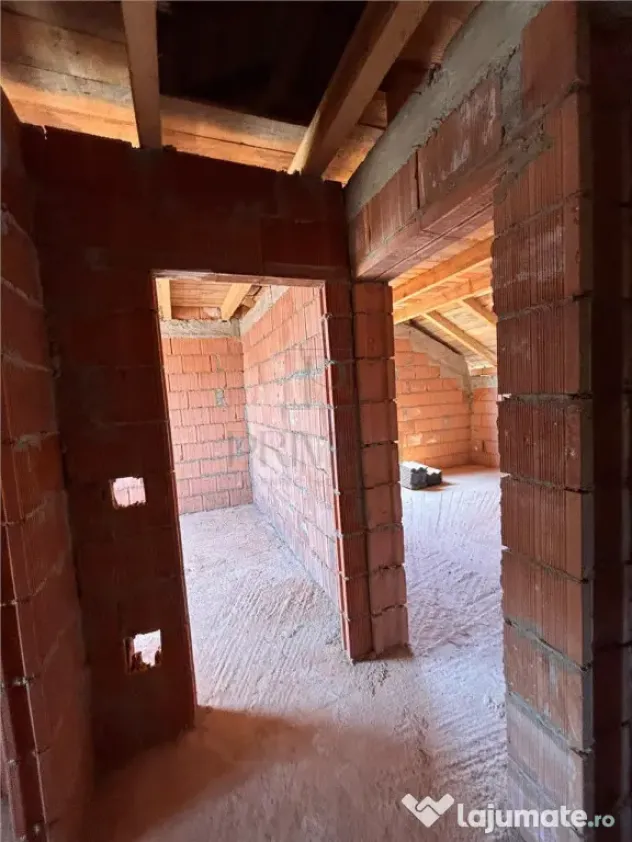 DUPLEX P 1, MOSNITA NOUA, 4 CAMERE, 360MP TEREN.