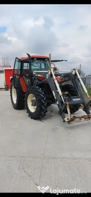 Vând tractor New Holland TS 100!