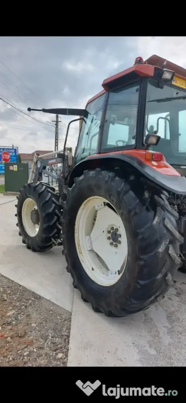 Vând tractor New Holland TS 100!