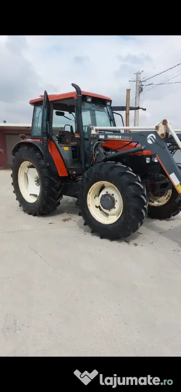Vând tractor New Holland TS 100!