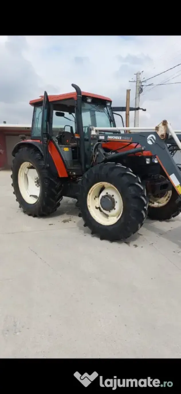 Vând tractor New Holland TS 100!