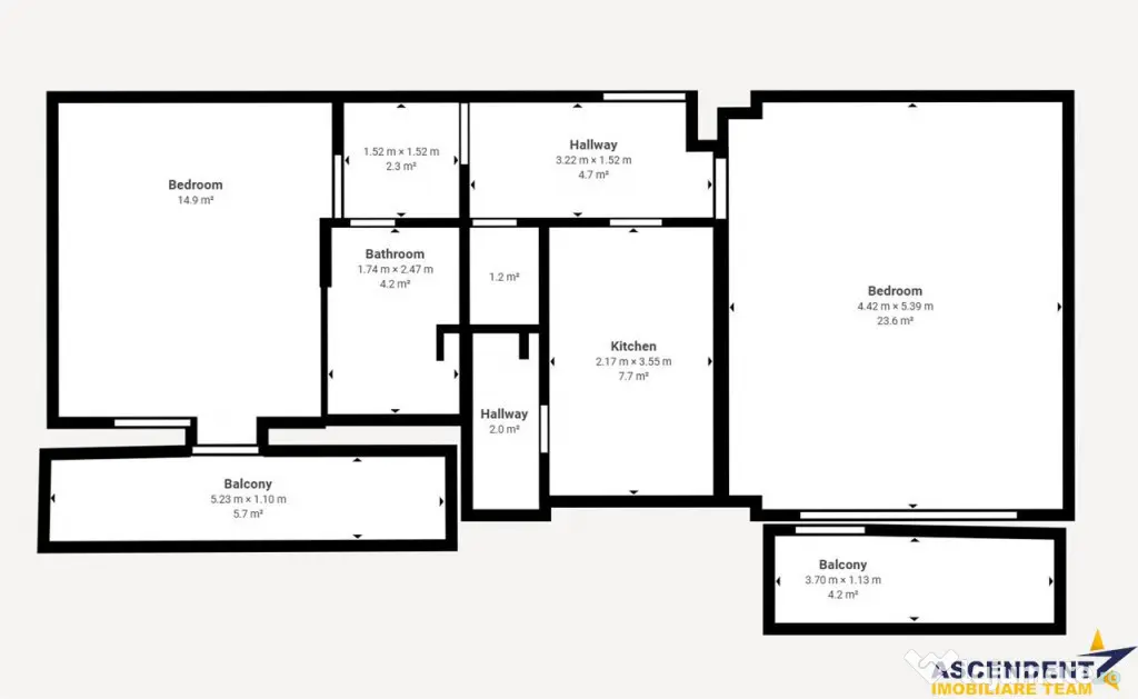 Decomandat,60mp,vitalizat,2 balcoane,living 24mp,areal linis