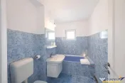 Decomandat,60mp,vitalizat,2 balcoane,living 24mp,areal linis