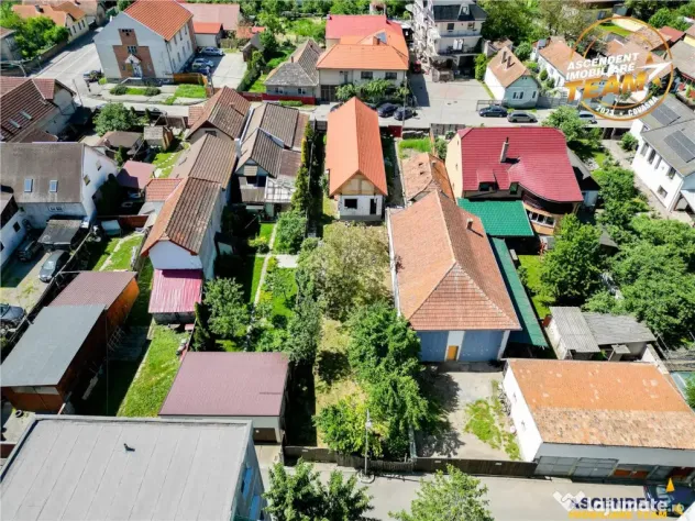 Casa cu potential, acces la din 2 strazi, 512 mp teren,