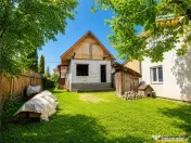 Casa cu potential, acces la din 2 strazi, 512 mp teren,