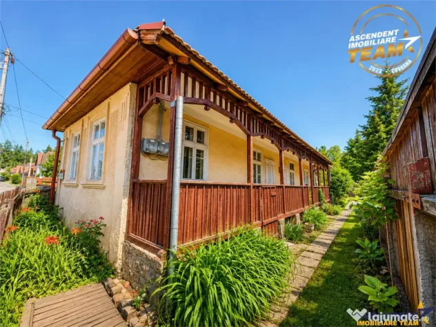 Casa cu potential, acces la din 2 strazi, 512 mp teren,