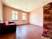 Casa cu potential, acces la din 2 strazi, 512 mp teren,