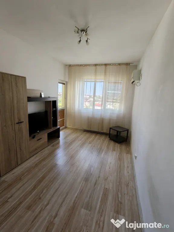 Vanzare Garsoniera Salajan 2015 30 mp