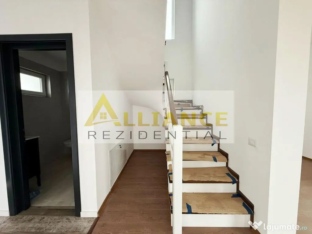Vila cu 4 camere în ansamblu rezidential exclusiv - Comu...