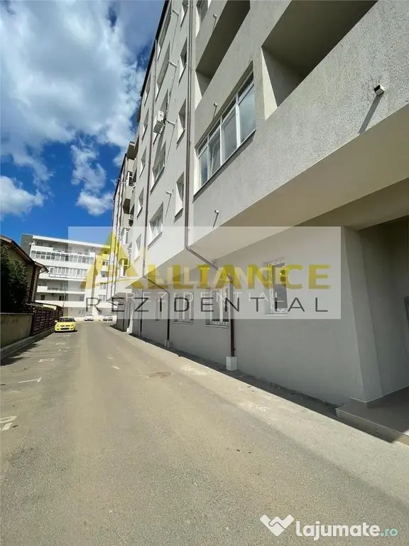 3 Camere decomandat Grand Arena 71mp