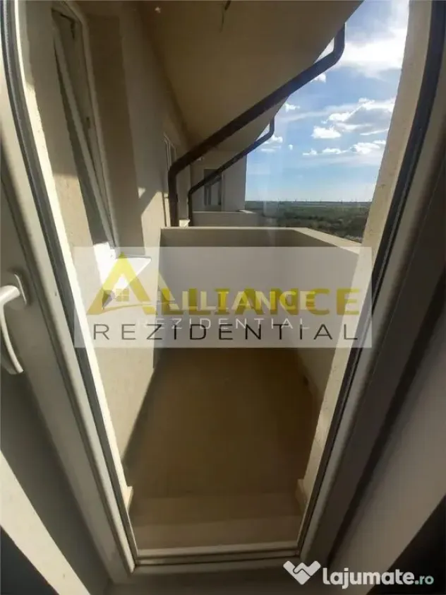 3 Camere decomandat Grand Arena 71mp