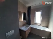 Penthouse cu 2 camere + terasa 45 mp - zona Mehala