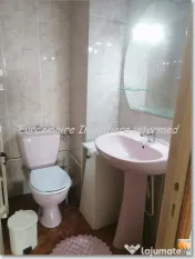 Apartament 3 camere decomandate zona Far 