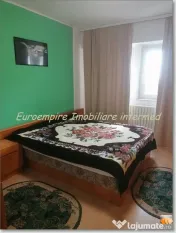 Apartament 3 camere decomandate zona Far 