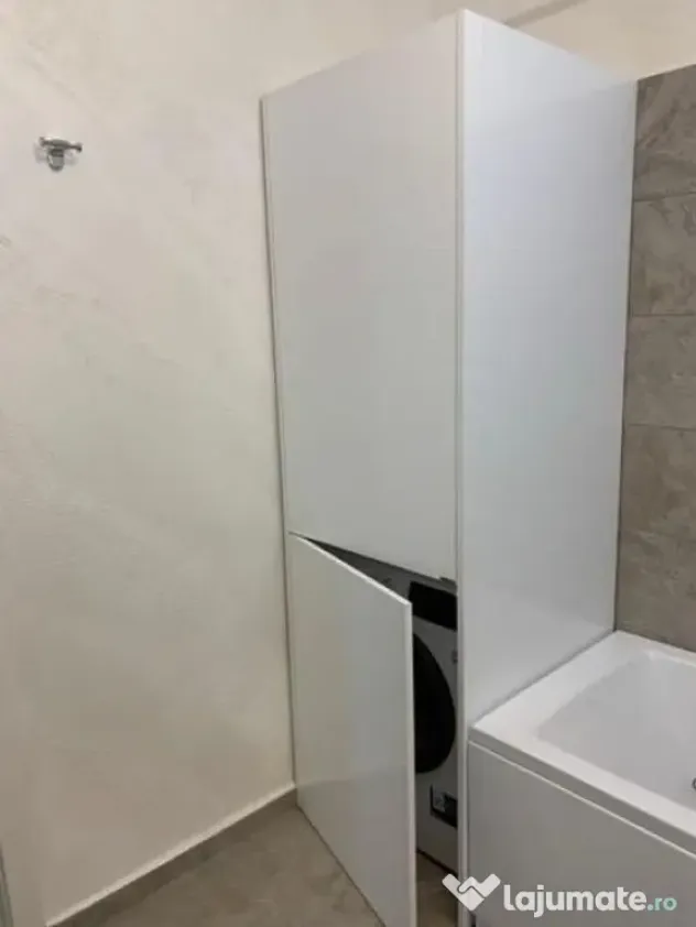 De inchiriat apartament 2 camere bloc Riviera faleza Dun?...