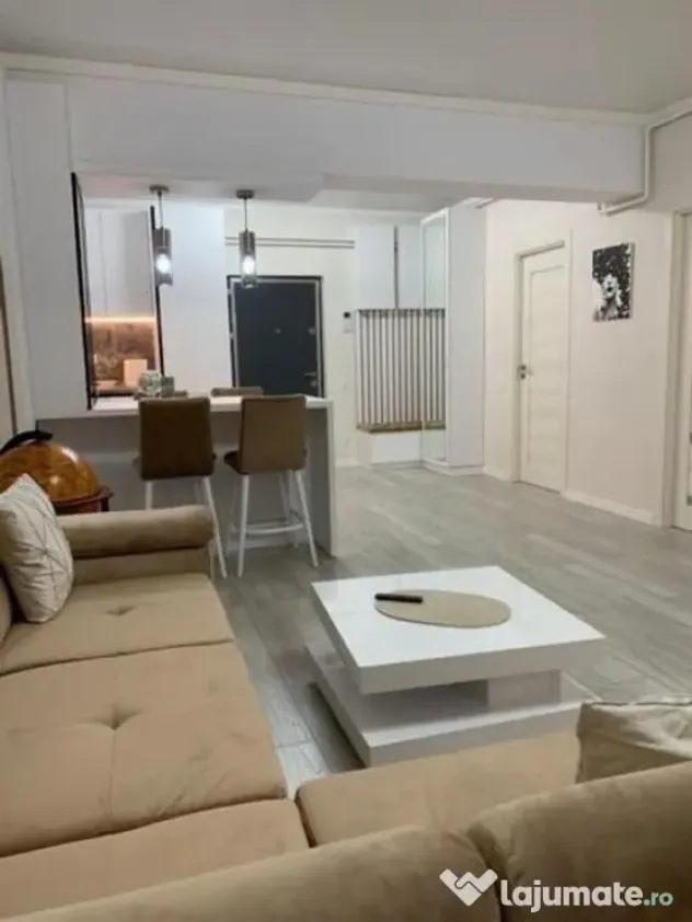 De inchiriat apartament 2 camere bloc Riviera faleza Dun?...