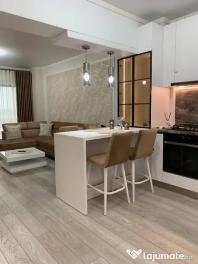 De inchiriat apartament 2 camere bloc Riviera faleza Dun?...