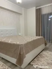 De inchiriat apartament 2 camere bloc Riviera faleza Dun?... 