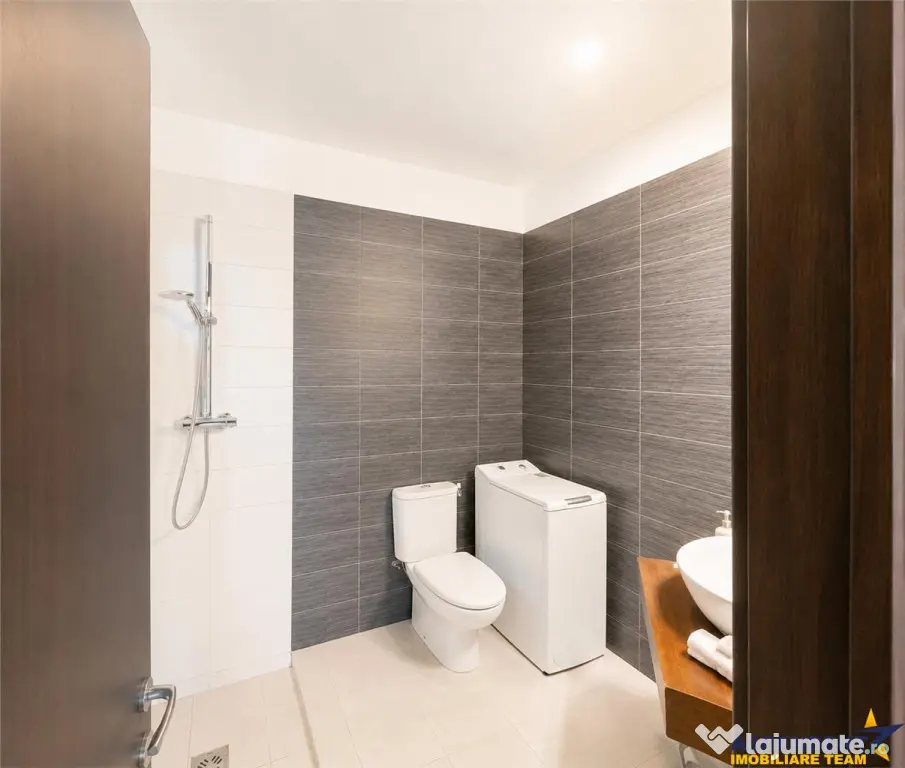 Vila Premium P M, curte peisagistica: Str. 22 Decembrie 1989
