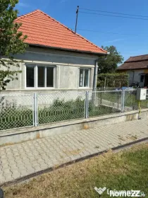 Casa de vanzare, 130 mp, zona Central - Ocna Mures