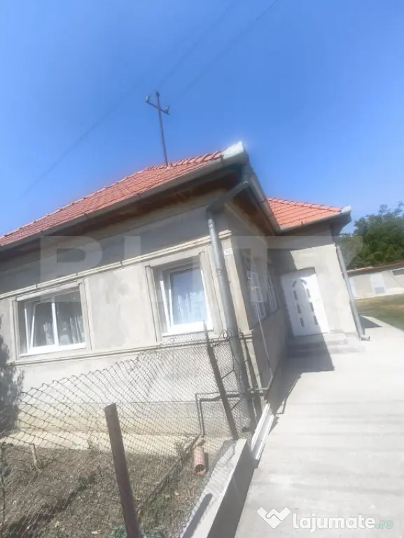Casa de vanzare, 130 mp, zona Central - Ocna Mures - Ocna Mures (Alba)