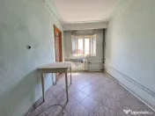 Apartament 2 camere | Central Focșani | Necesită Renovare