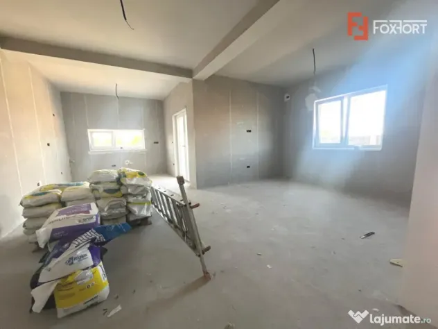 COMISION 0 % Duplex parter 4 camere, despartit prin camera t