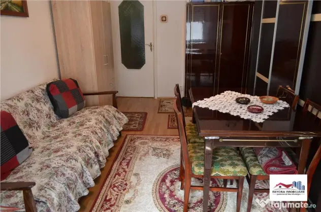 Ap. 3 Camere si 2 Bai cu Garaj de Zona Corina