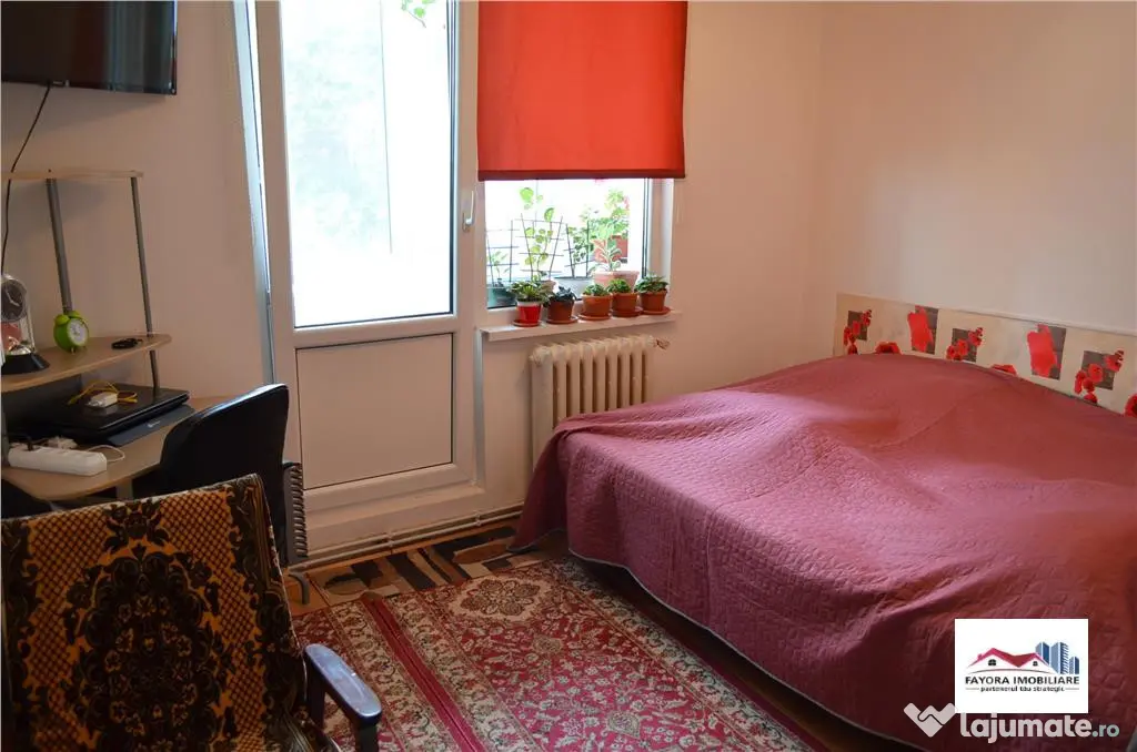 Ap. 3 Camere si 2 Bai cu Garaj de Zona Corina