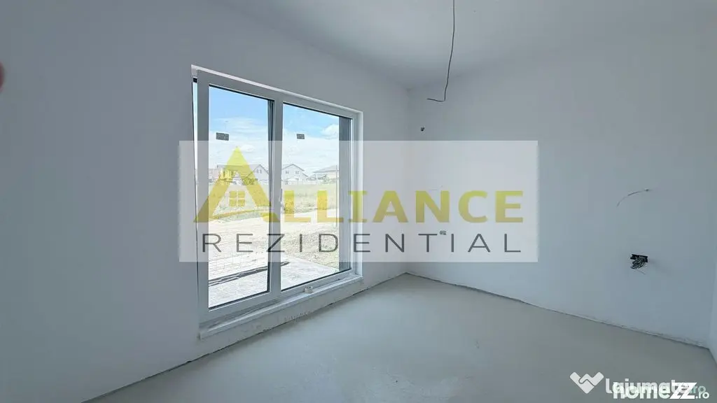 Casa individuala- 4 camere - 2 bai - 450 metri teren