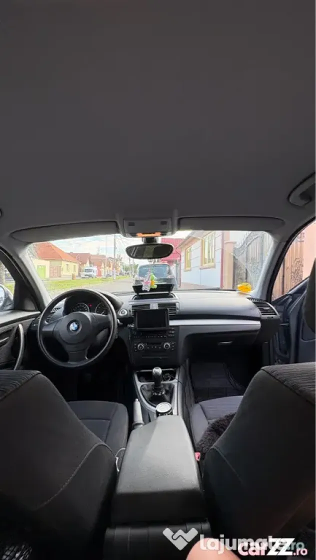 BMW seria 1 116i facelift
