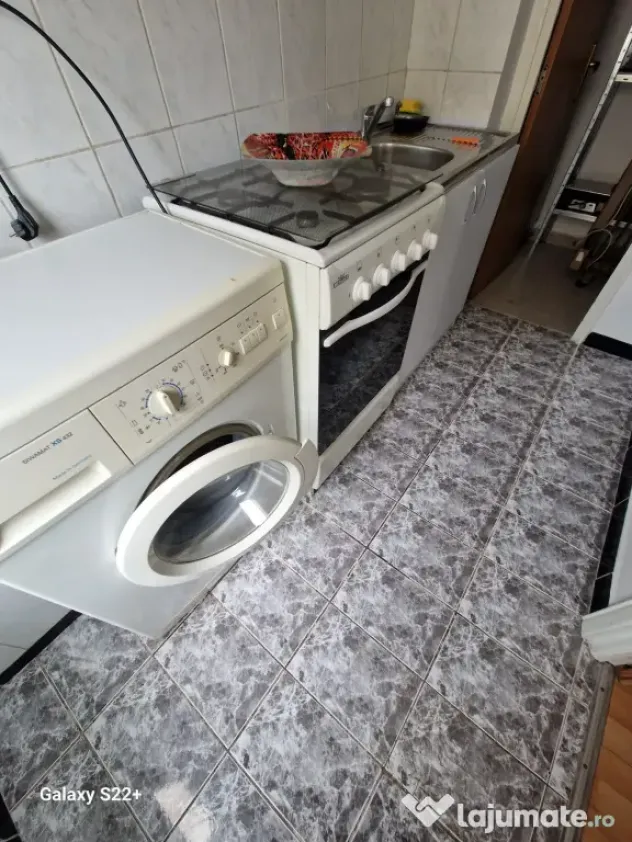 O garsoniera ca ACASA!