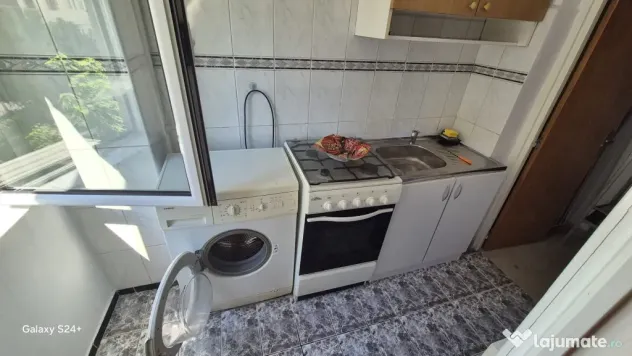 O garsoniera ca ACASA!