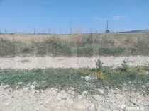 Teren intravilan, Simnicu de Sus, 5300 mp, deschidere 16,4 m