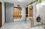 4 camere cu centrala, et 7 din 8