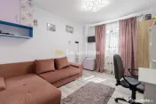 4 camere cu centrala, et 7 din 8