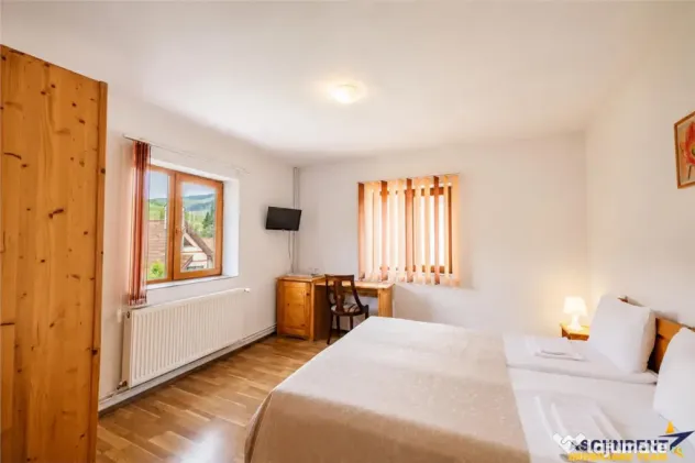 Pensiunea Casa Maria Busteni,afacere HoReCa,restaurant clasi