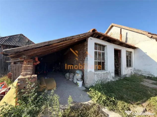 CASA PLAN PARTER | TEREN 990 MP | ACCES AUTO | ZONA TARIAN |