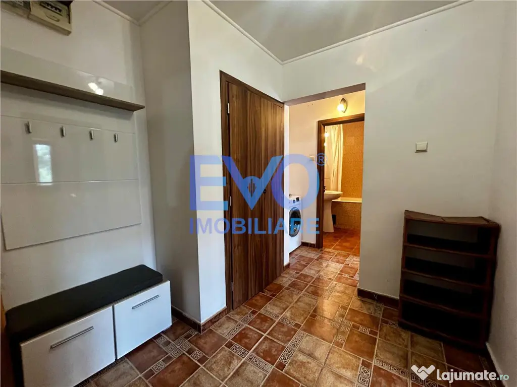 DE INCHIRIAT APARTAMENT CU 2 CAMERE CENTRAL