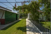 RACARI - DAMBOVITA, CASA PE PARTER 85 MP, LOT 2200 MP!