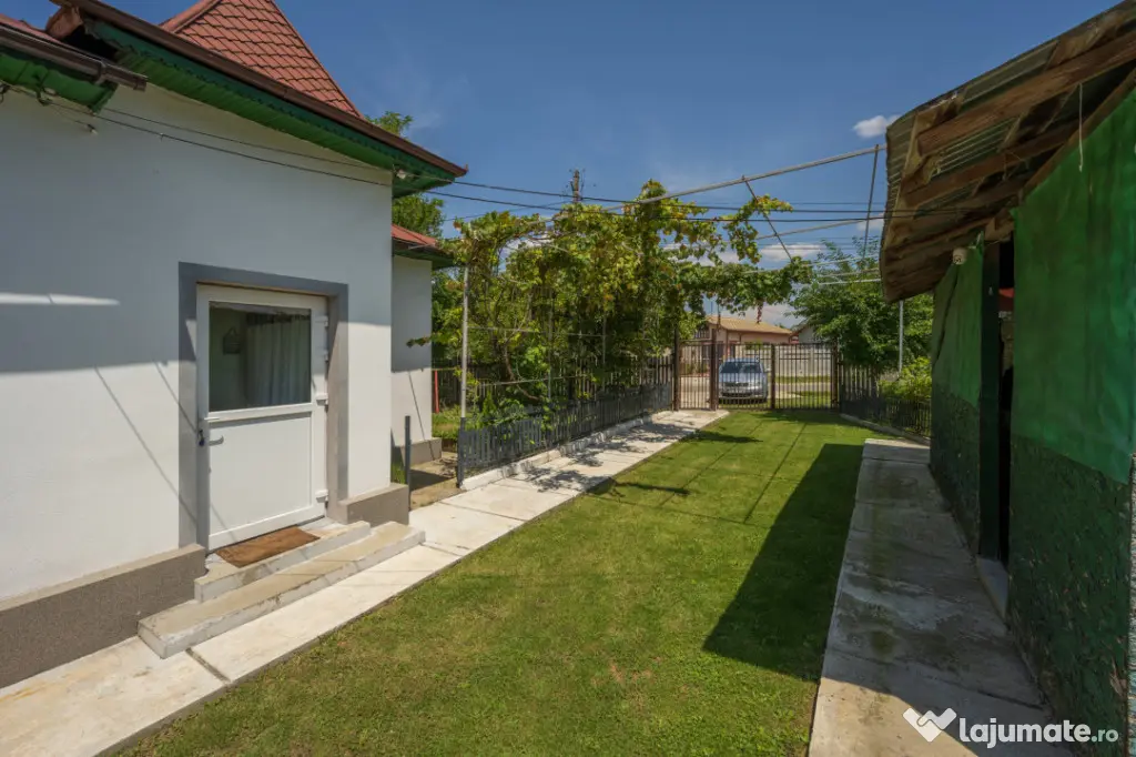RACARI - DAMBOVITA, CASA PE PARTER 85 MP, LOT 2200 MP!