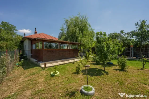 RACARI - DAMBOVITA, CASA PE PARTER 85 MP, LOT 2200 MP!